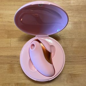 The Pebble by Bellesa Boutique. Brand new, has hard case but no box